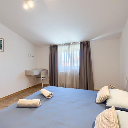 Villa Nimi Πούλα Εξωτερικό φωτογραφία